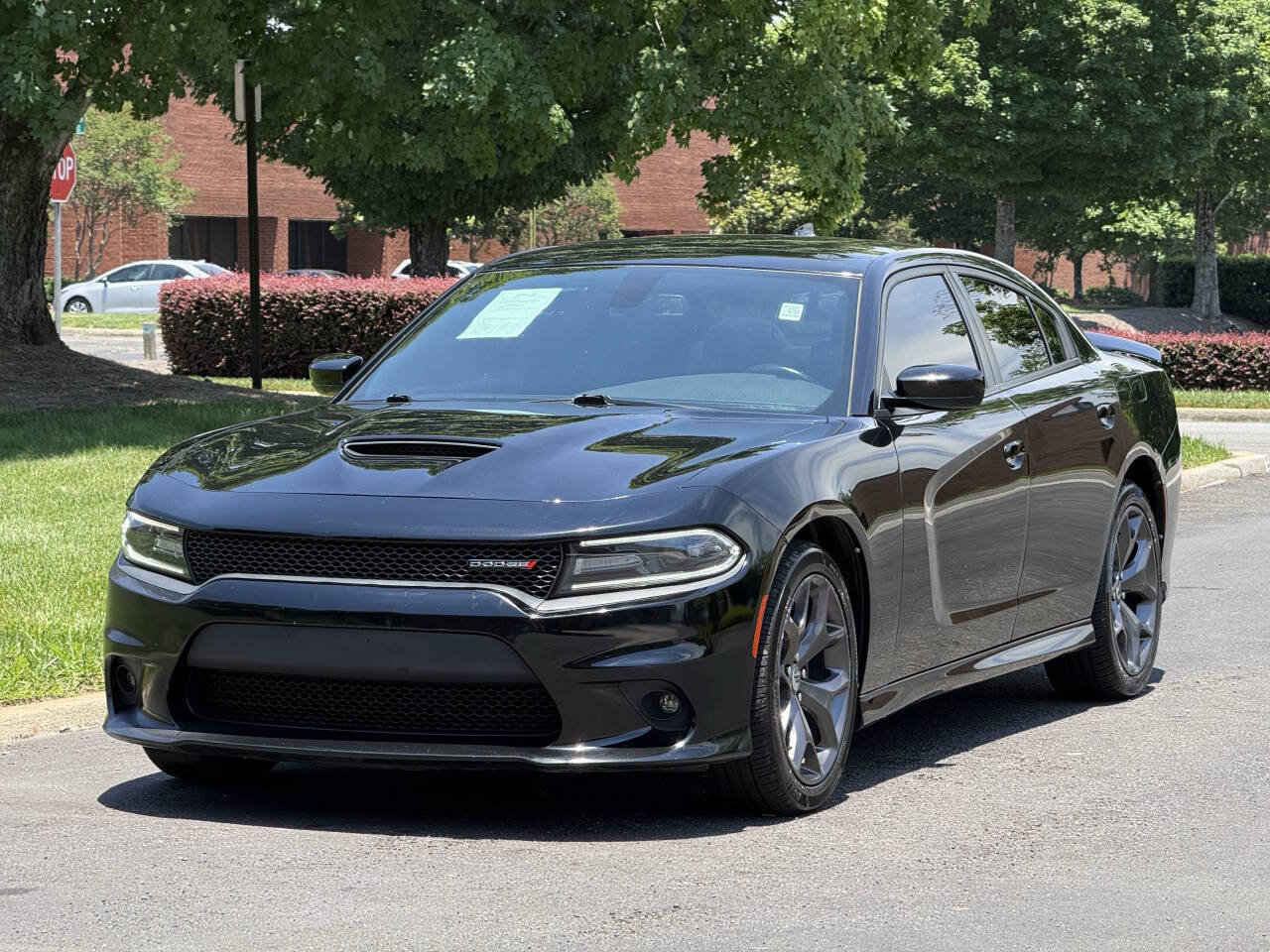 Used 2019 Dodge Charger GT RWD image 2