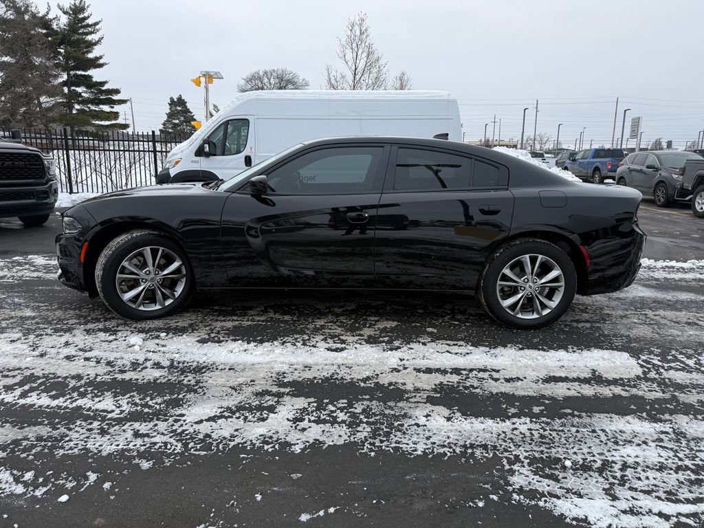 Used 2022 Dodge Charger SXT w/ Cold Weather Package image 8