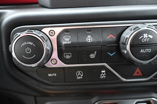 Used 2021 Jeep Gladiator Rubicon w/ Cold Weather Group AWD/4WD image 30