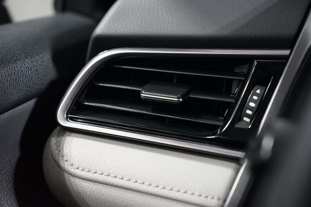 Used 2023 Toyota Camry LE image 23