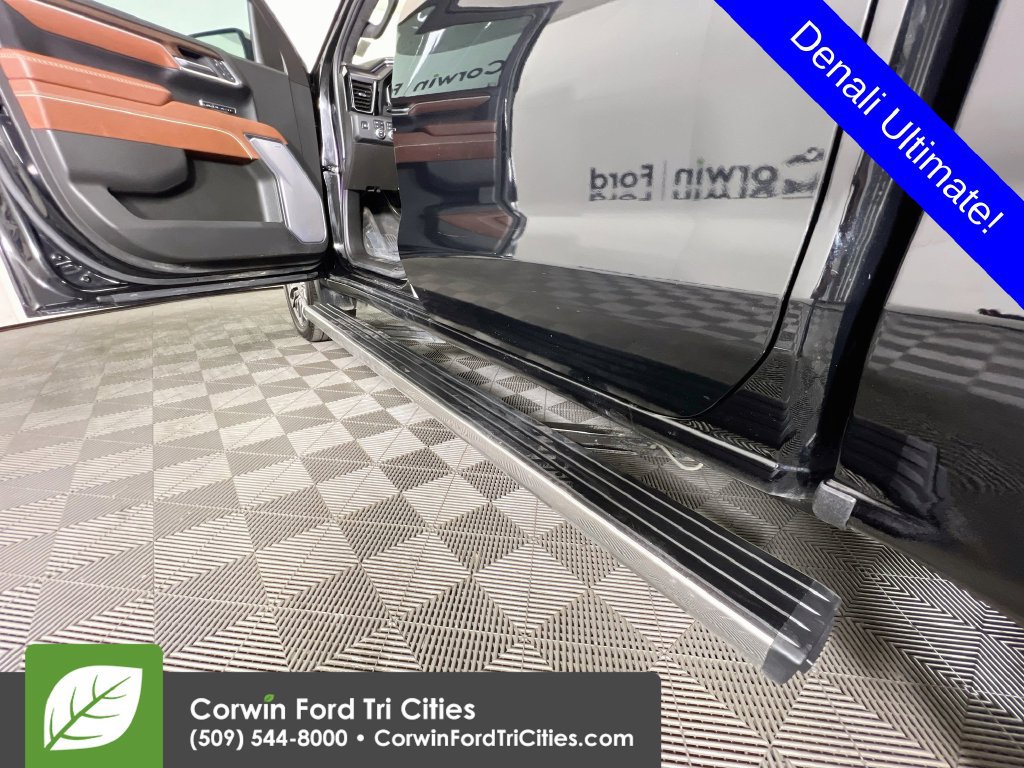 Used 2025 GMC Sierra 1500 Denali Ultimate AWD/4WD image 32
