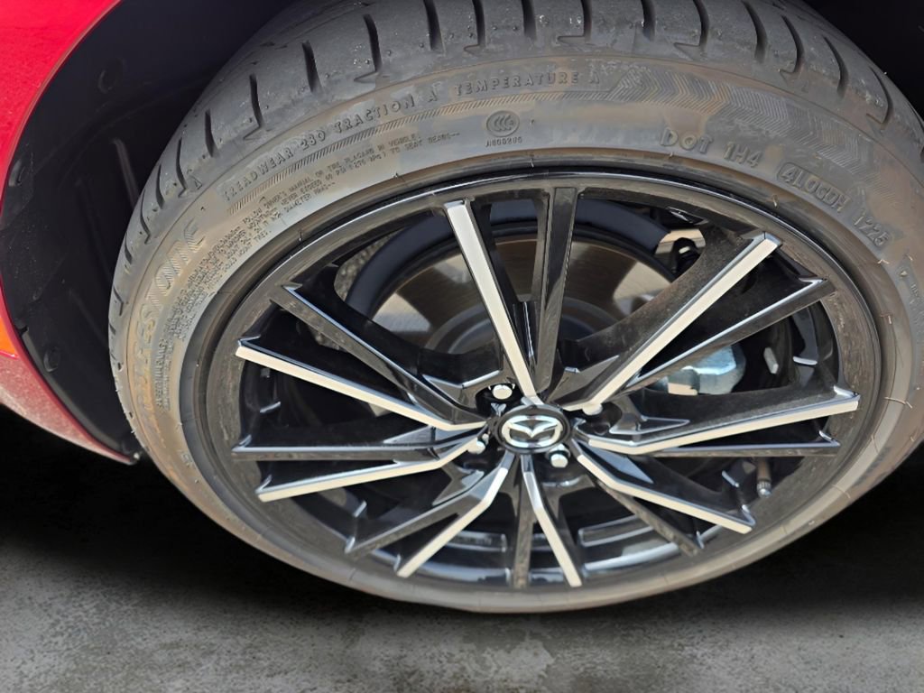 Used 2025 MAZDA MX-5 Miata Grand Touring w/ Weather Package image 18