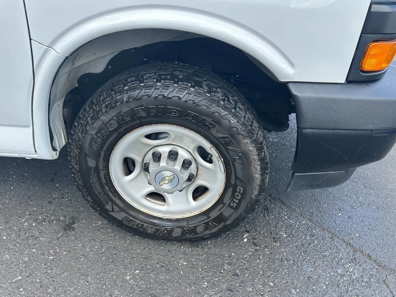 Used 2021 Chevrolet Express 3500 LS image 4