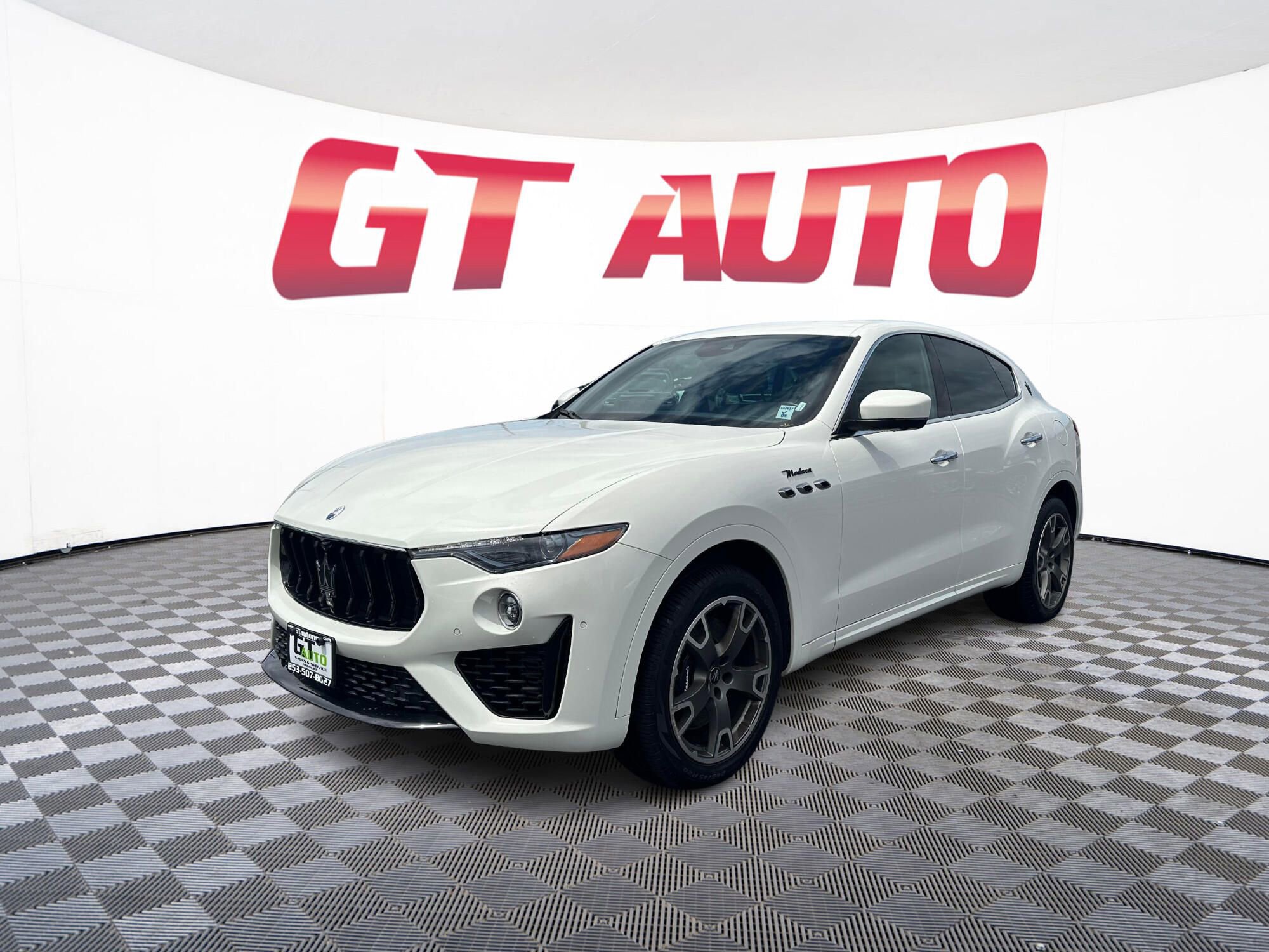Used 2023 Maserati Levante Modena image 3