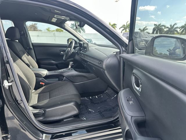 Used 2023 Honda HR-V Sport image 29