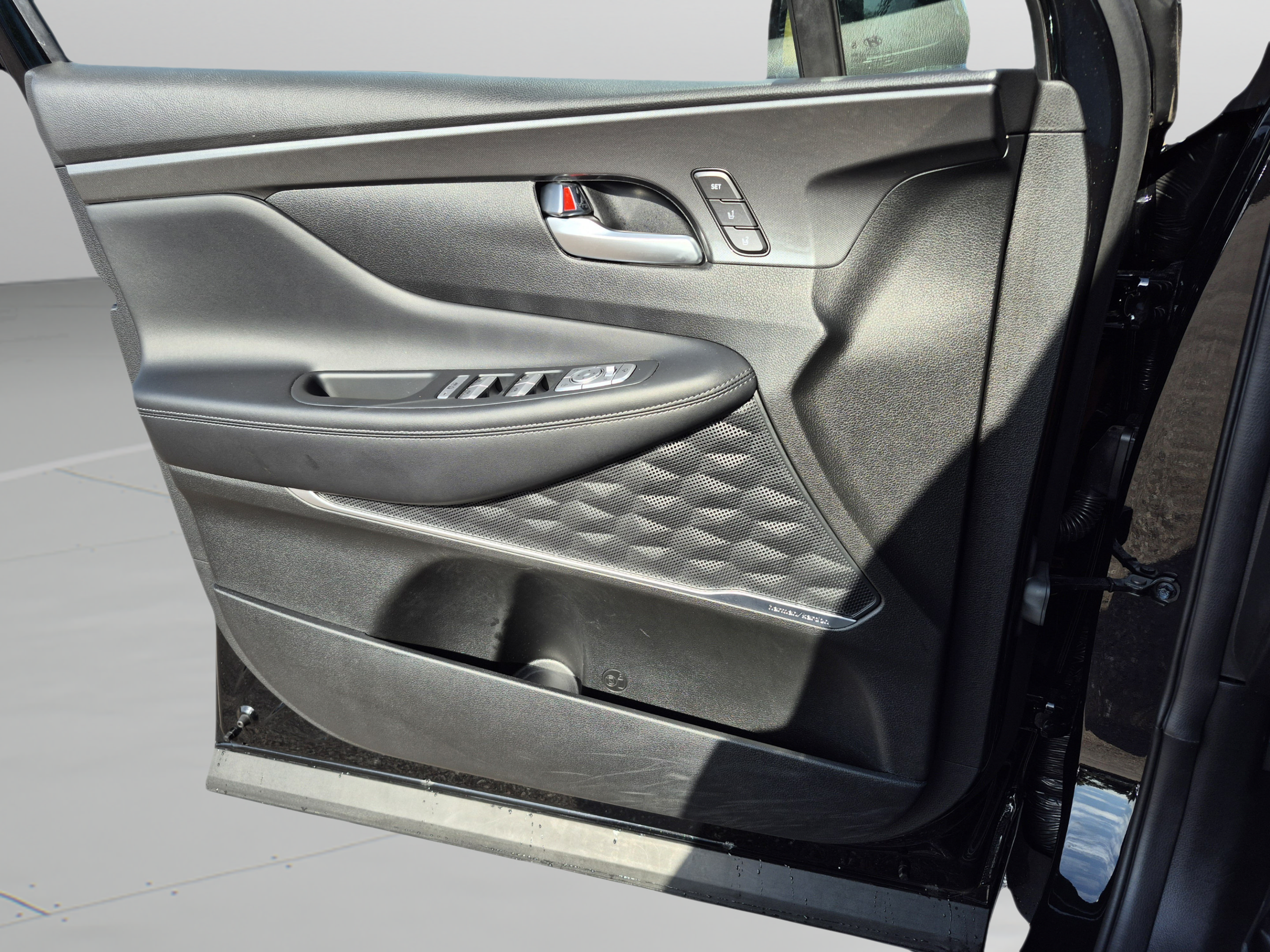 Used 2023 Hyundai Santa Fe Calligraphy FWD image 24