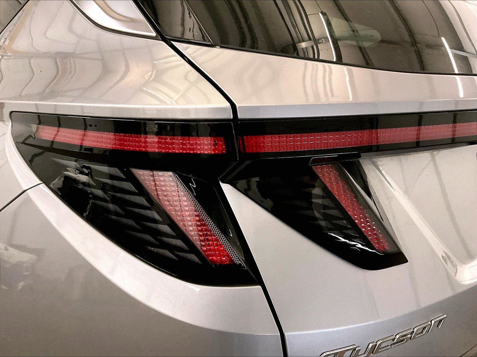 Used 2023 Hyundai Tucson Limited w/ Cargo Package AWD/4WD image 28