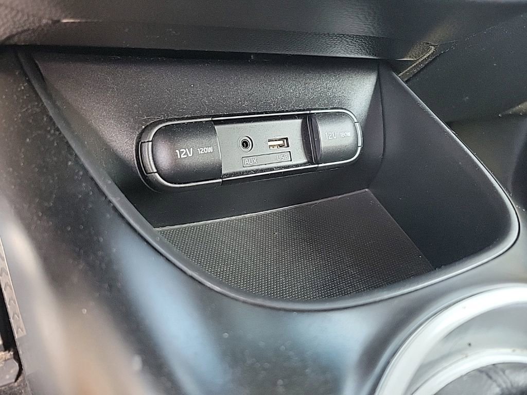 Used 2018 Kia Soul FWD image 13
