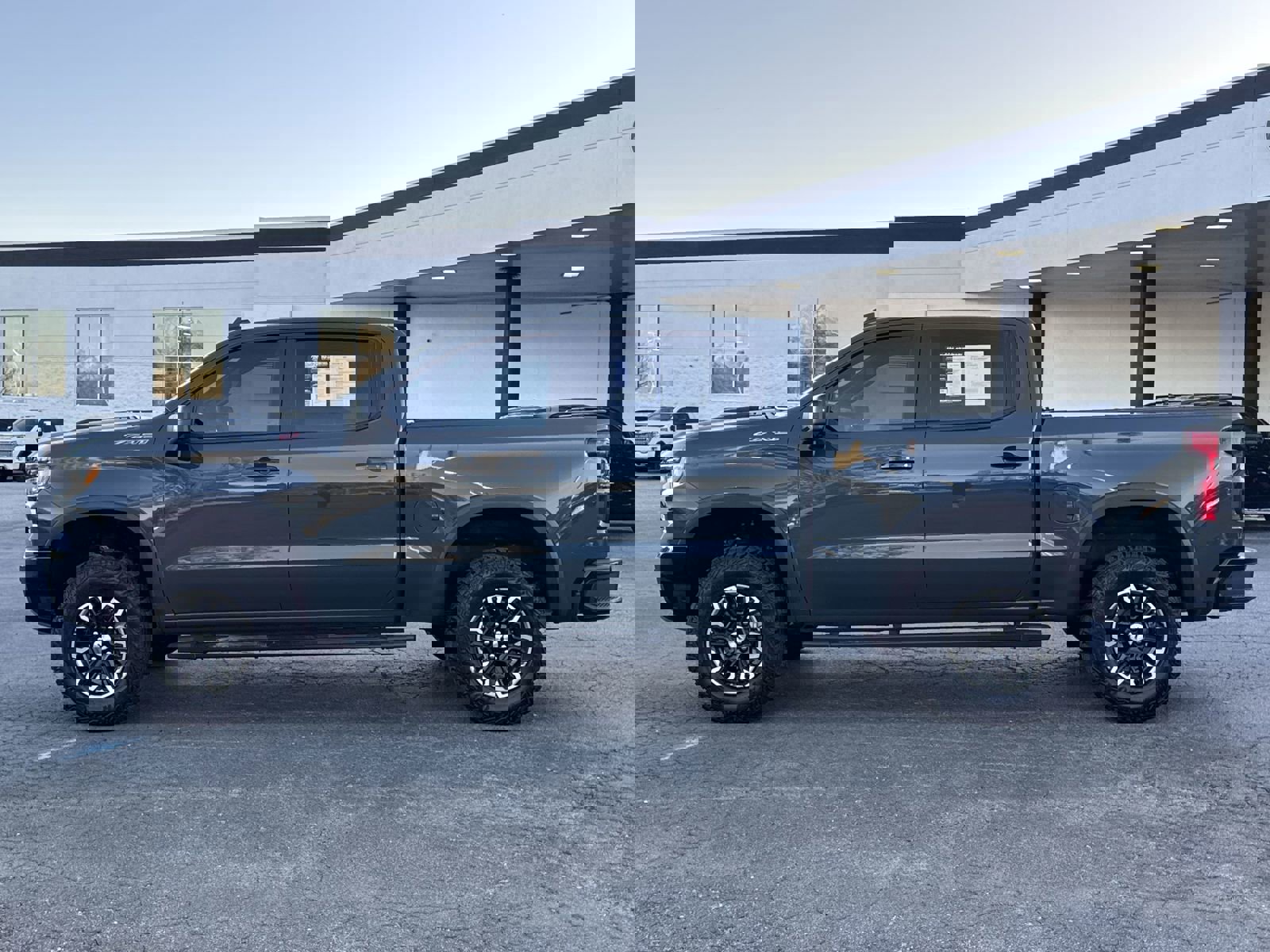 Certified 2025 Chevrolet Silverado 1500 ZR2 w/ Technology Package image 7