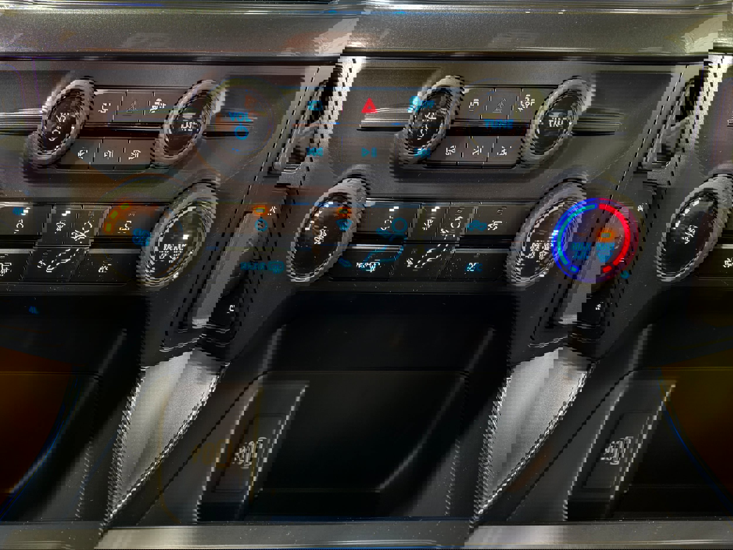 Used 2025 Ford F150 STX w/ Equipment Group 201A FX4 image 21