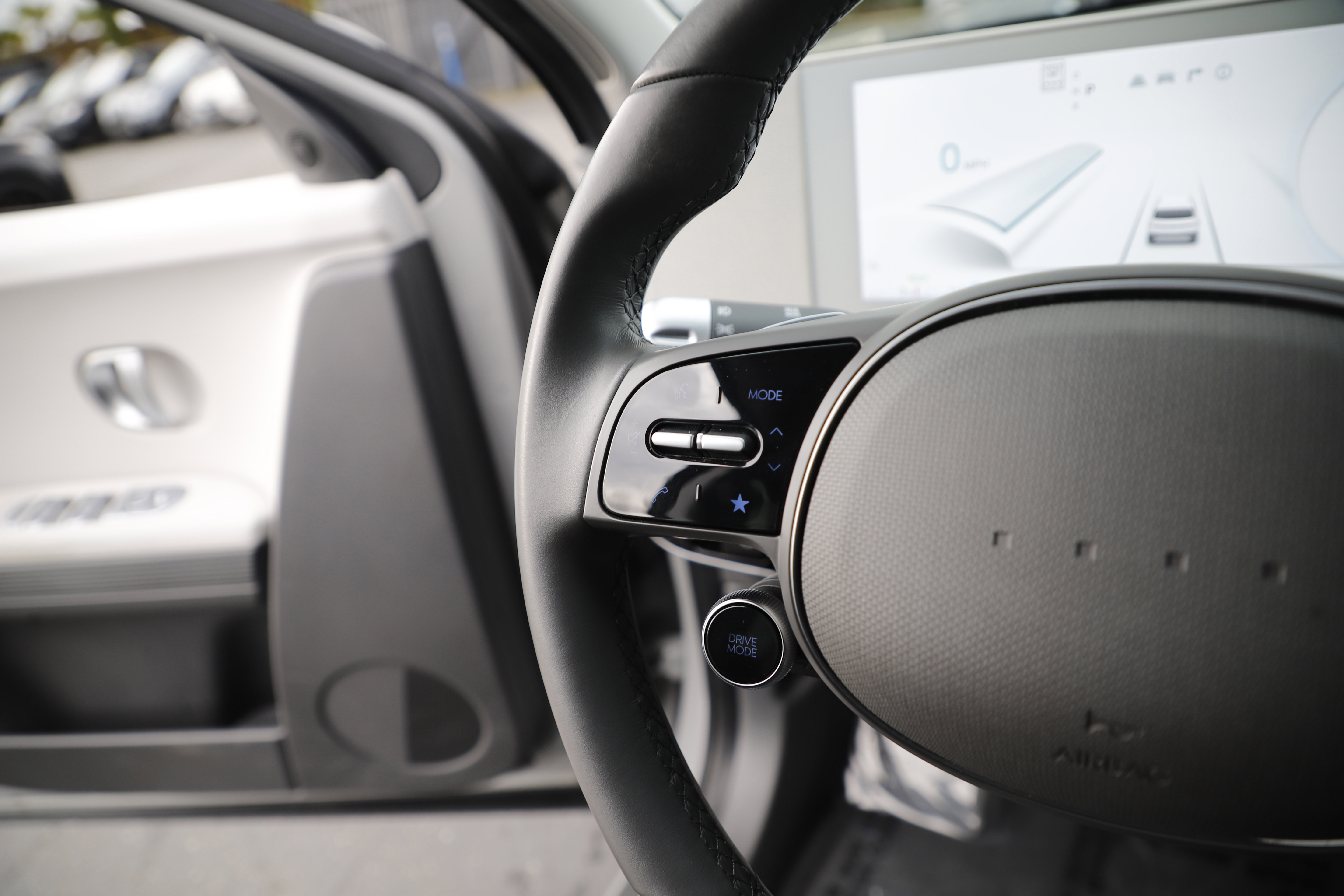 Used 2024 Hyundai Ioniq 5 SE image 23