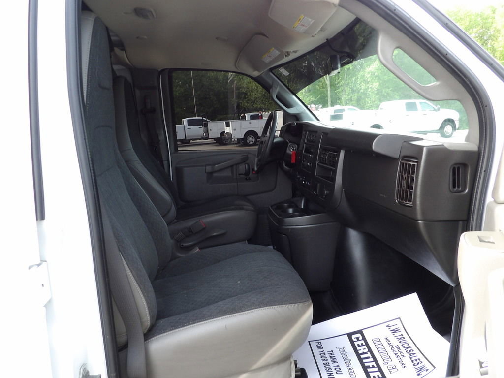 Used 2020 GMC Savana 2500 w/ Driver Convenience Package RWD image 35