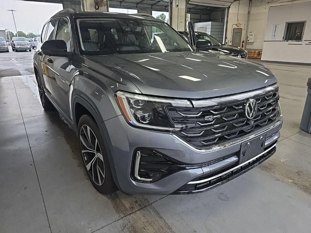 Used 2024 Volkswagen Atlas SEL Premium R-Line AWD/4WD image 1