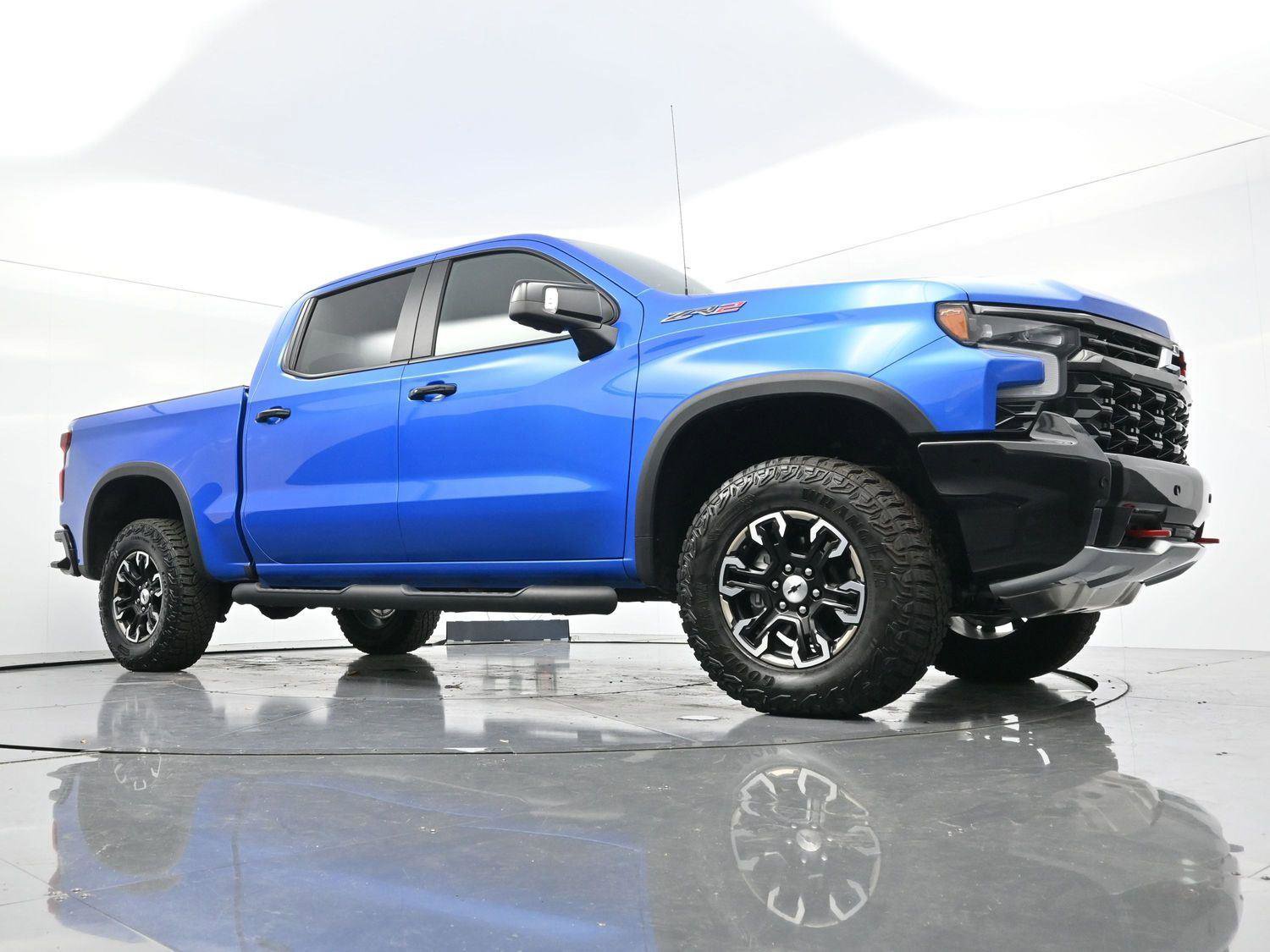 Used 2025 Chevrolet Silverado 1500 ZR2 w/ Technology Package image 47