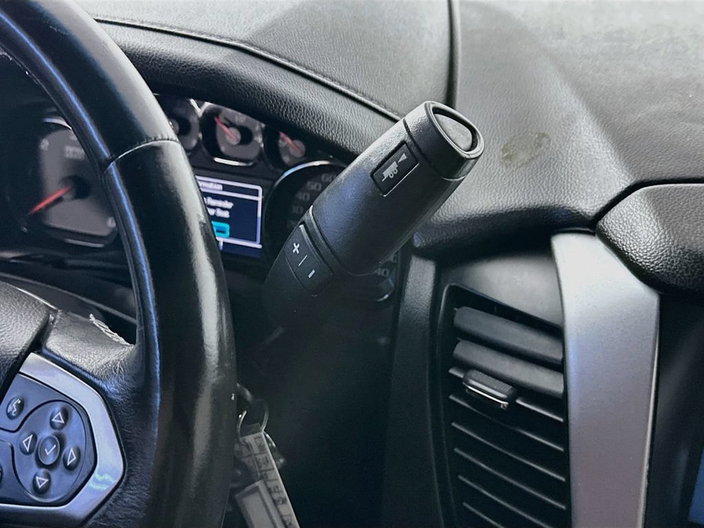 Used 2019 Chevrolet Suburban LT AWD/4WD image 16