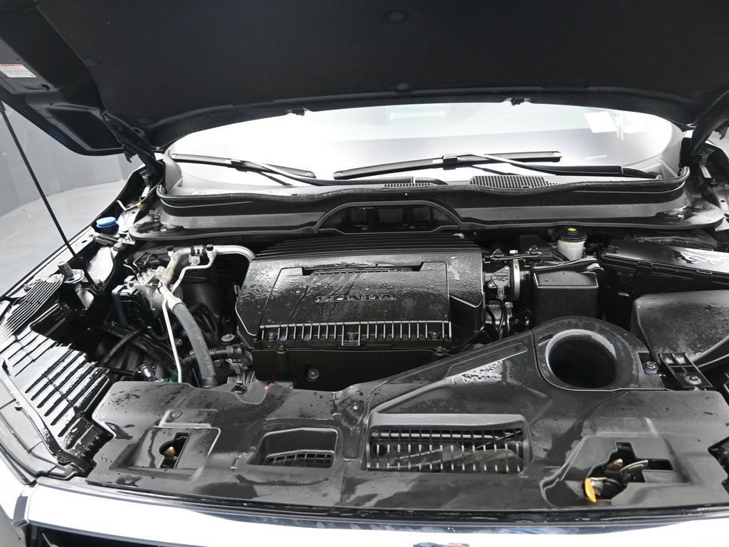 Used 2023 Honda Pilot Touring image 13