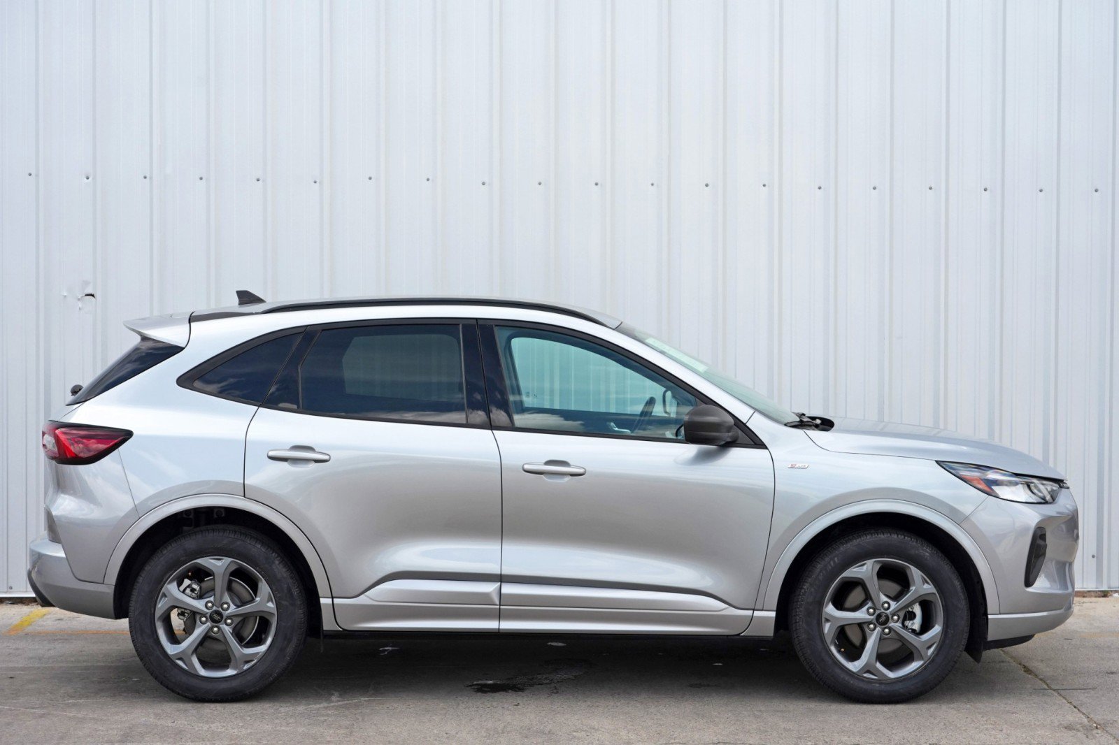Used 2024 Ford Escape ST-Line w/ Tech Pack #1 AWD/4WD image 45