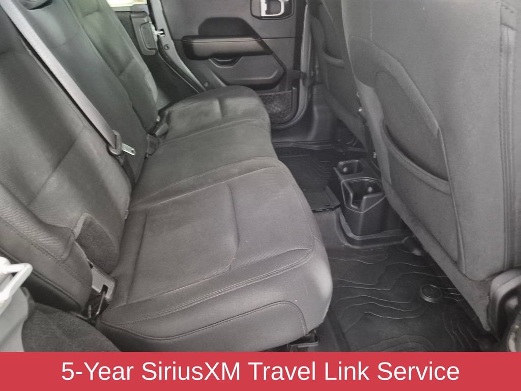 Used 2019 Jeep Wrangler Unlimited Sahara AWD/4WD image 32
