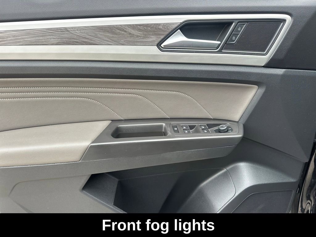 Used 2022 Volkswagen Atlas Cross Sport SE image 13