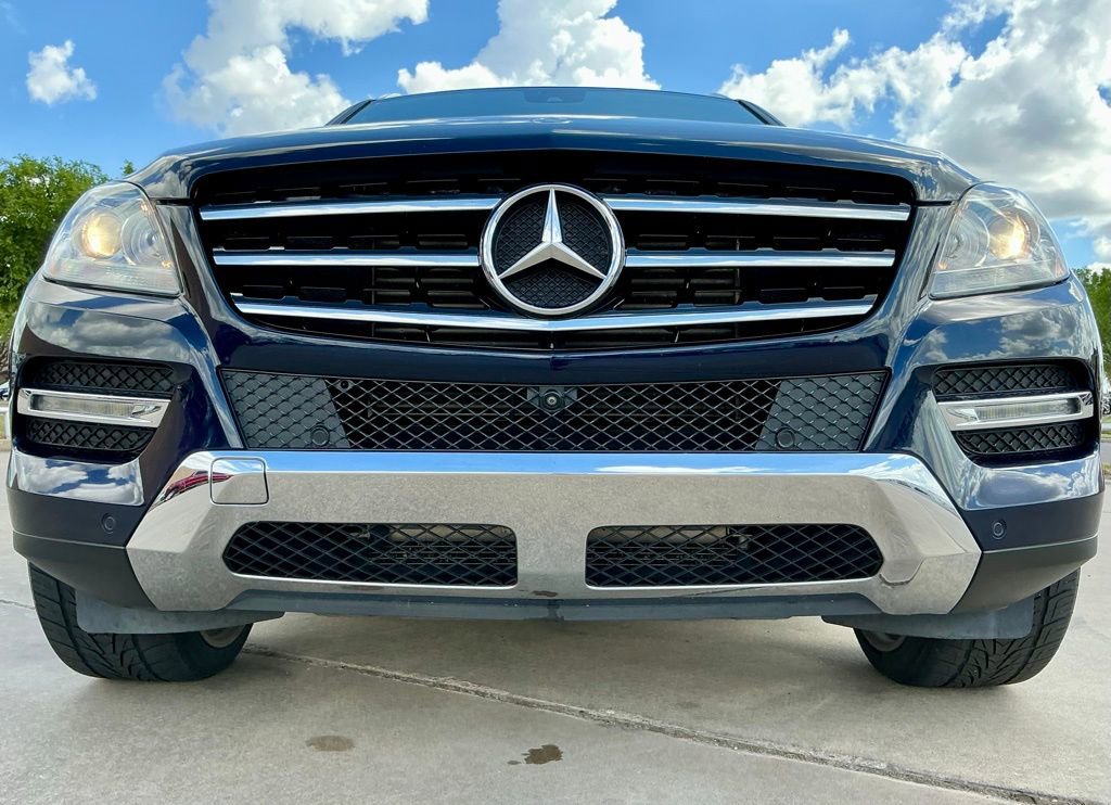Used 2014 Mercedes-Benz ML 350 BlueTEC 4MATIC image 9