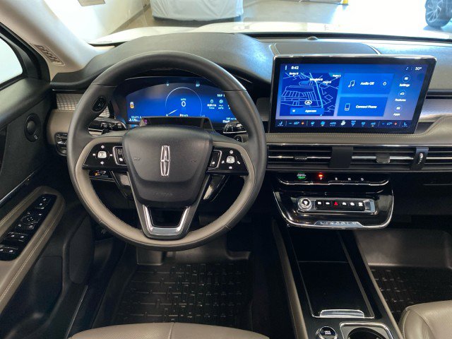 Used 2023 Lincoln Corsair AWD w/ Equipment Group 102A image 11