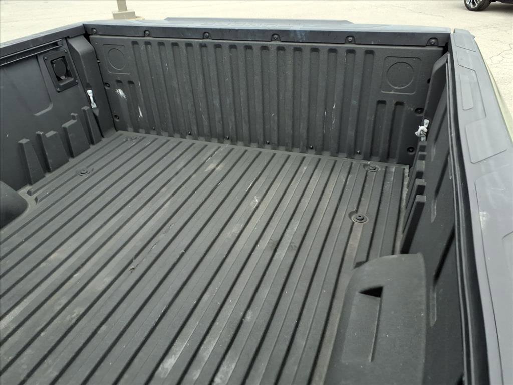 Used 2022 Toyota Tundra SR5 w/ SR5 Premium Package AWD/4WD image 12