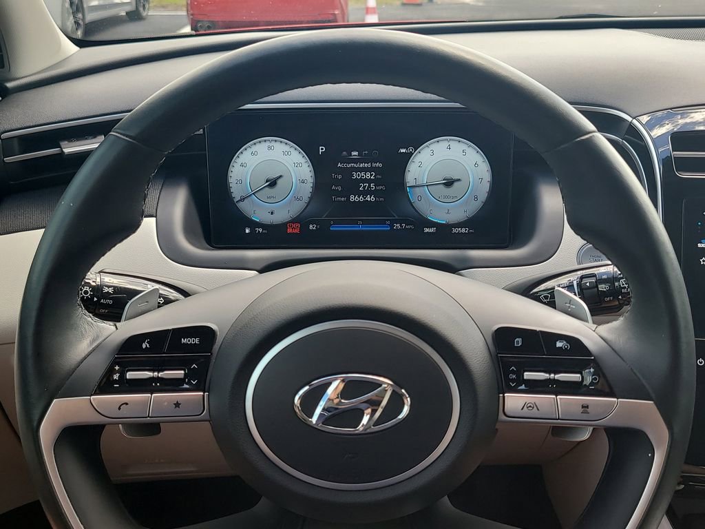 Used 2023 Hyundai Tucson Limited image 28