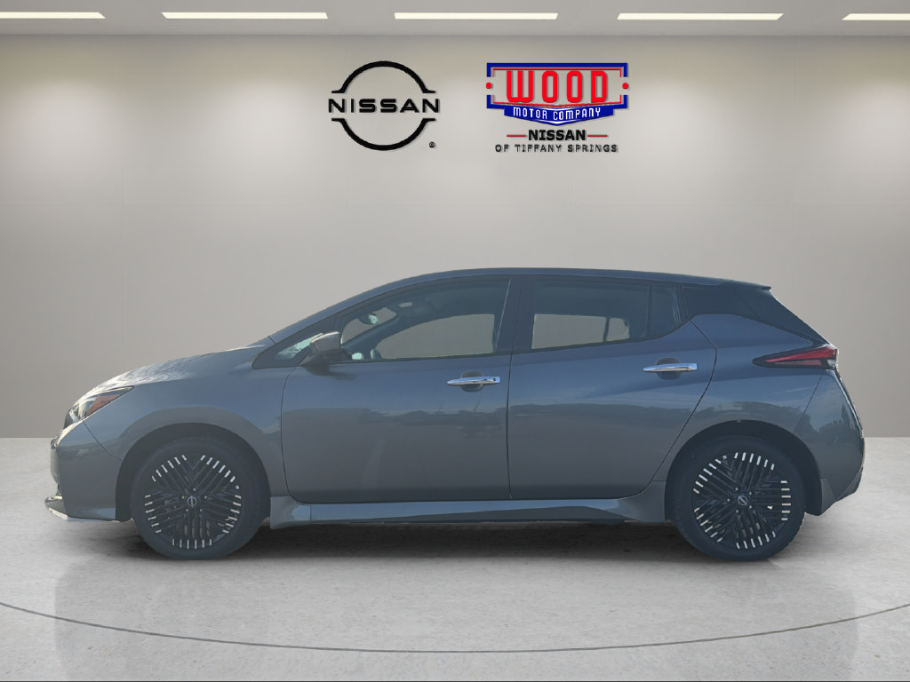 Certified 2025 Nissan Leaf SV Plus FWD image 5