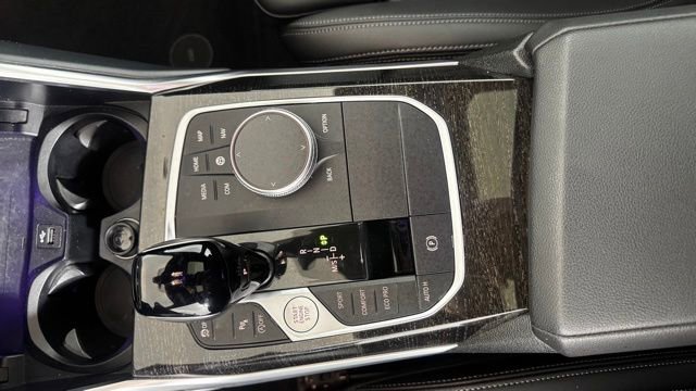 Used 2022 BMW 330i xDrive Sedan w/ Driving Assistance Package image 14