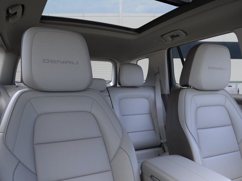 New 2026 GMC Terrain Denali w/ LPO, Floor Liner Package AWD/4WD image 25