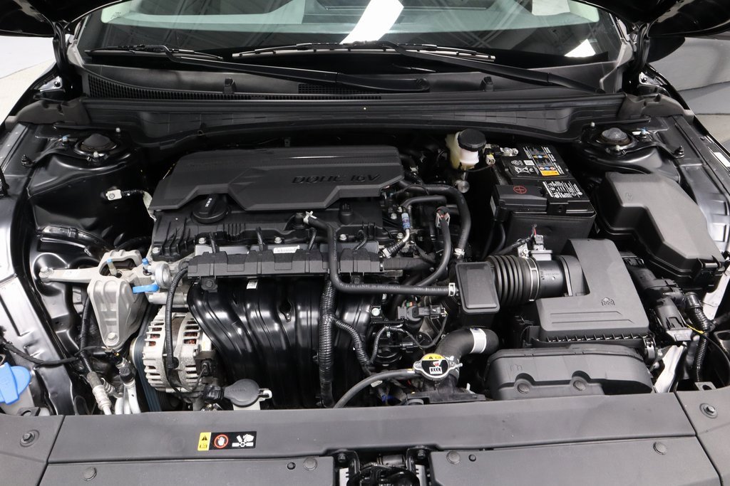 Used 2025 Kia K4 LX image 14