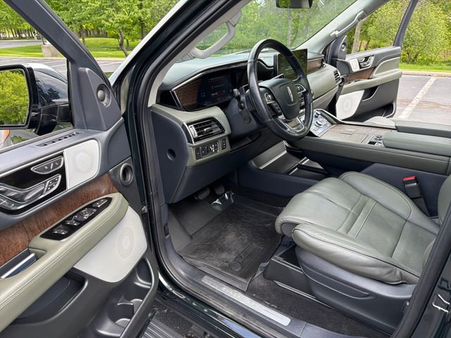 Used 2022 Lincoln Navigator L Black Label AWD/4WD image 13