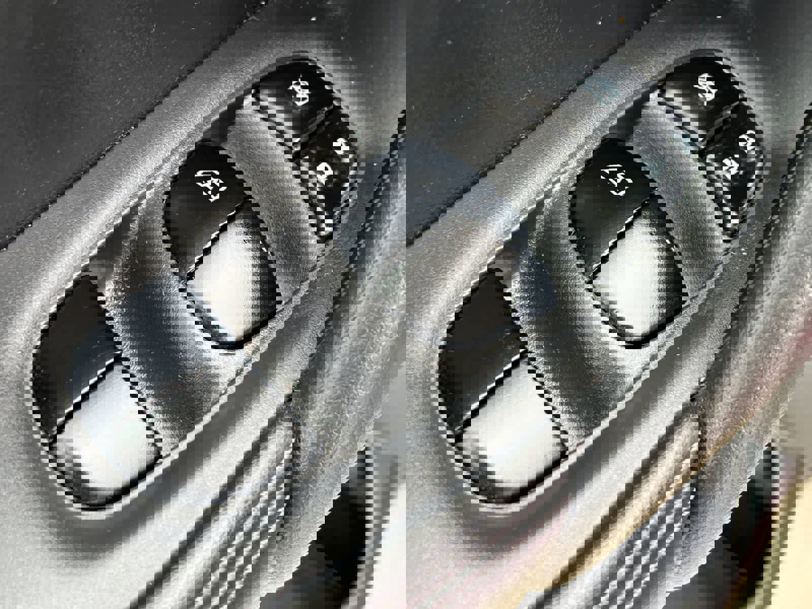 Used 2017 Nissan Rogue SV image 14