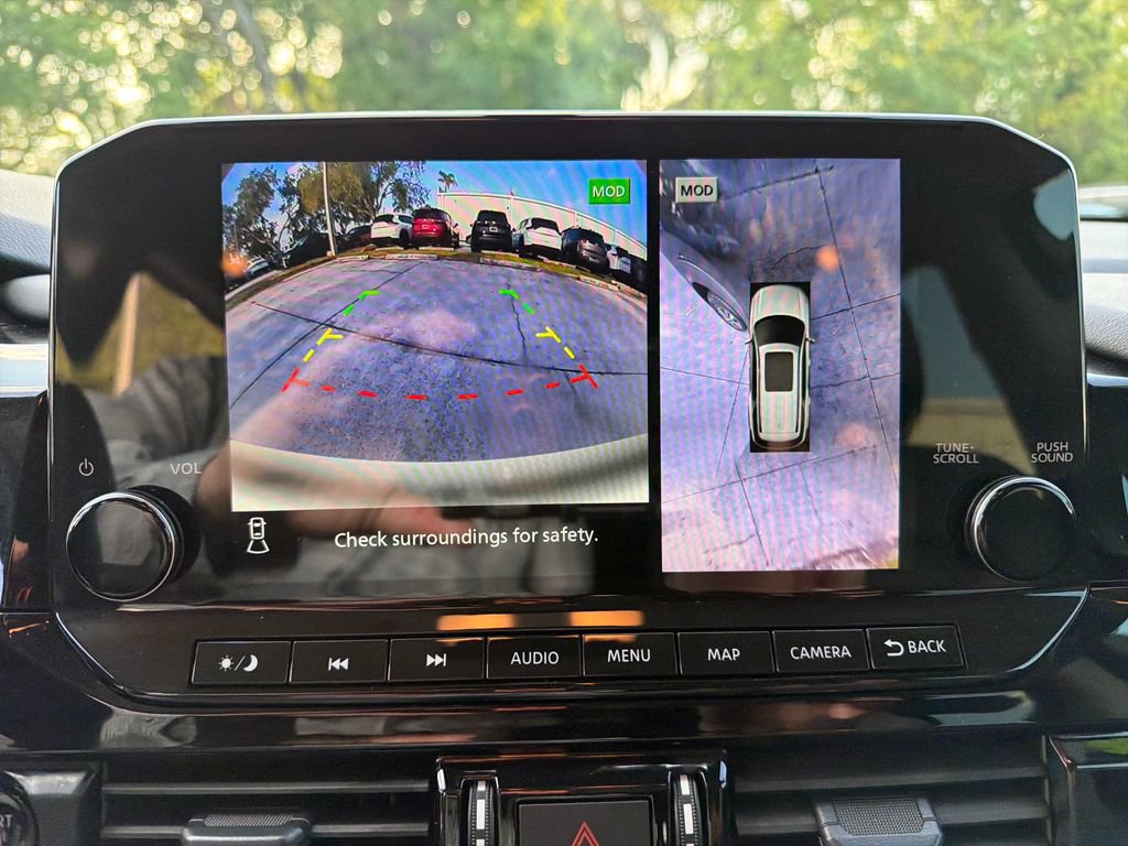 Certified 2025 Nissan Pathfinder SL AWD/4WD image 28