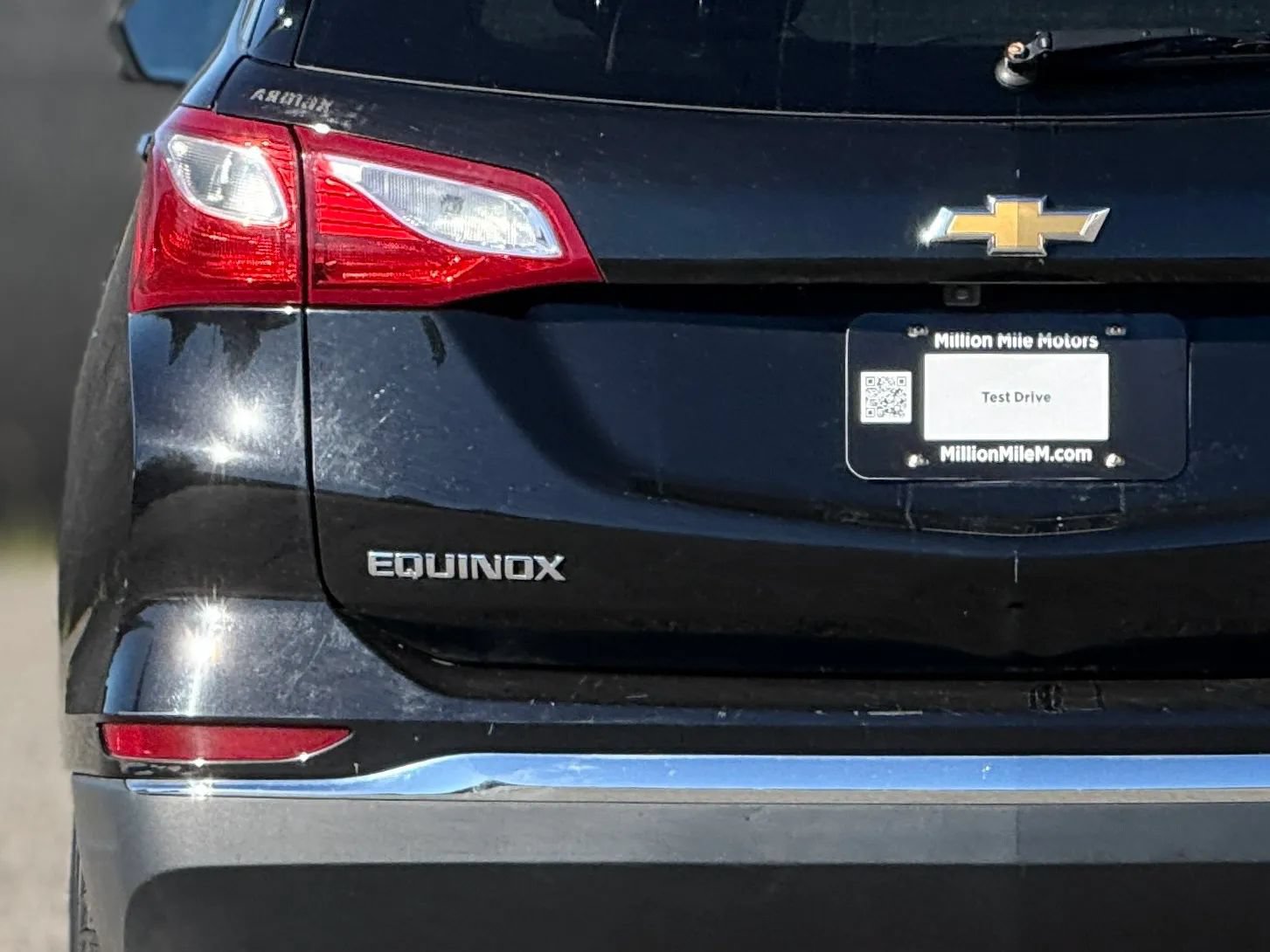 Used 2018 Chevrolet Equinox LT FWD image 13