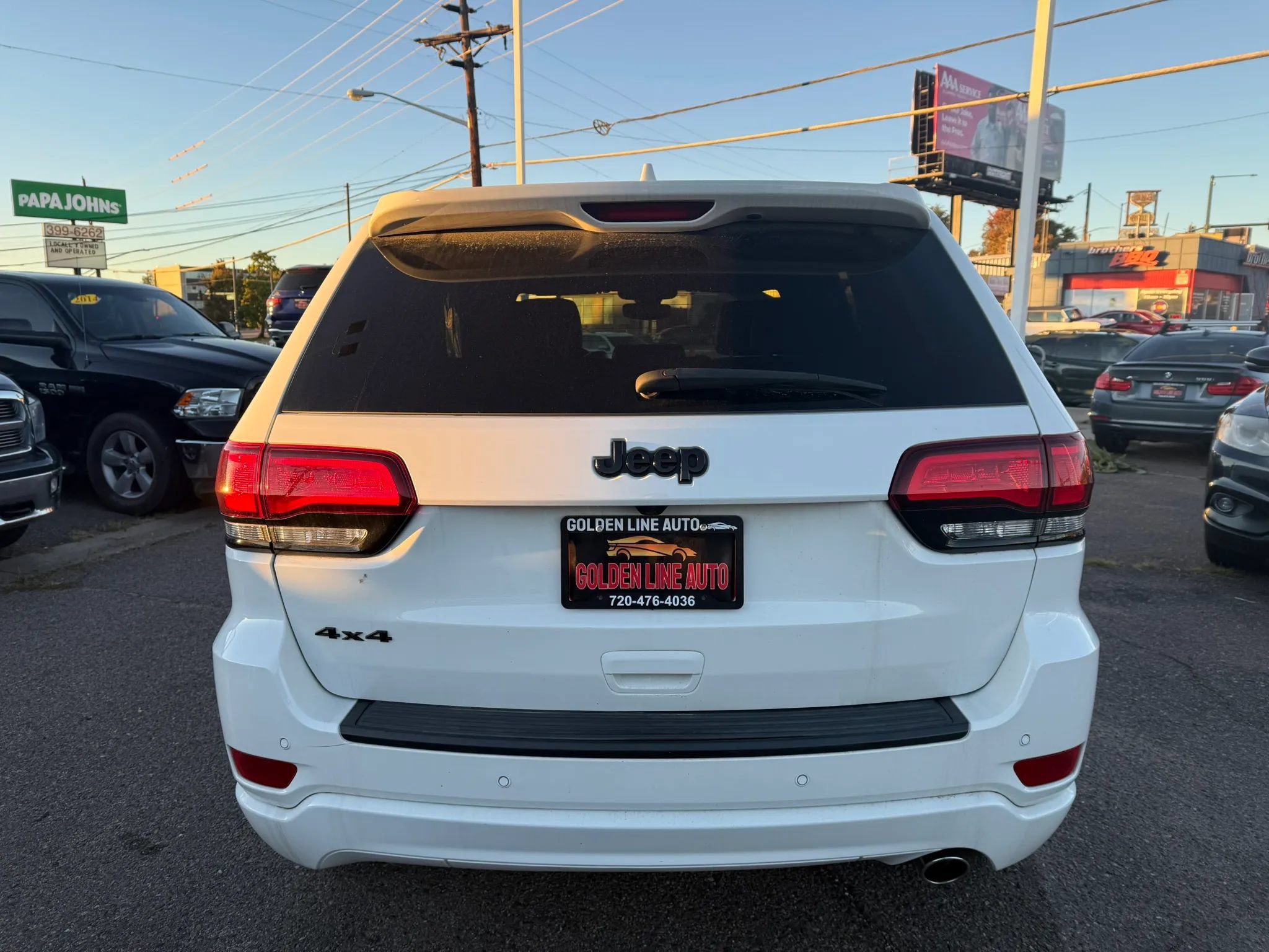 Used 2020 Jeep Grand Cherokee Altitude AWD/4WD image 7