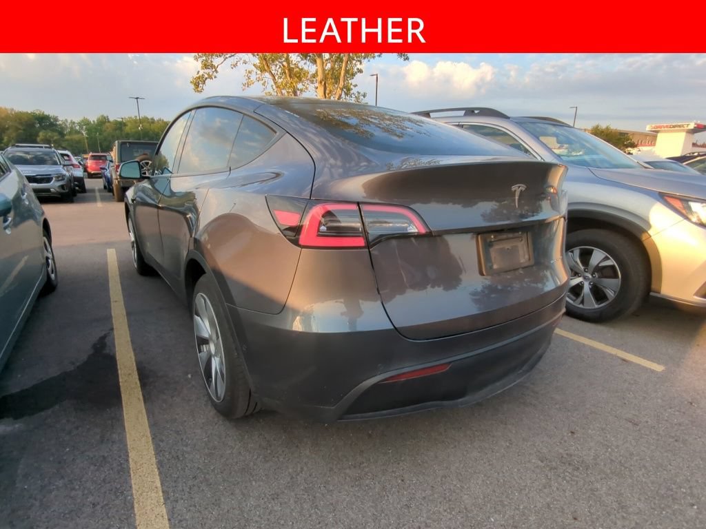 Used 2021 Tesla Model Y Long Range AWD/4WD image 4