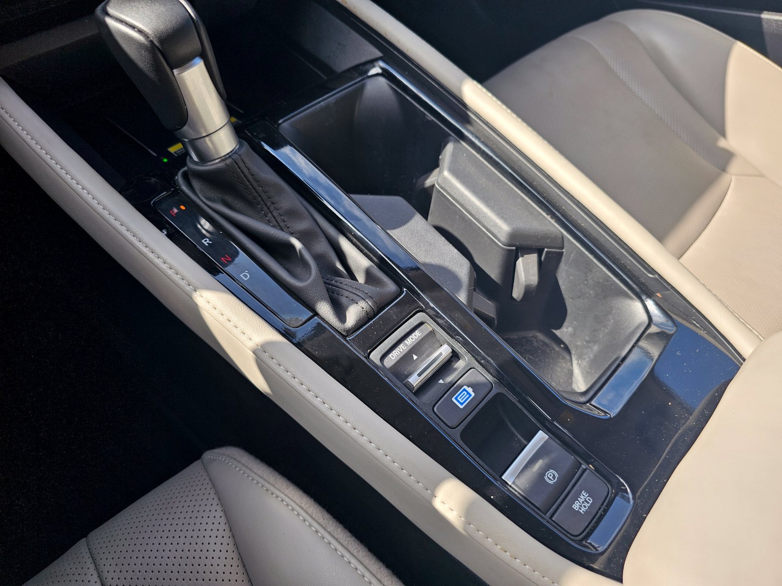 Used 2024 Honda Accord Touring image 23