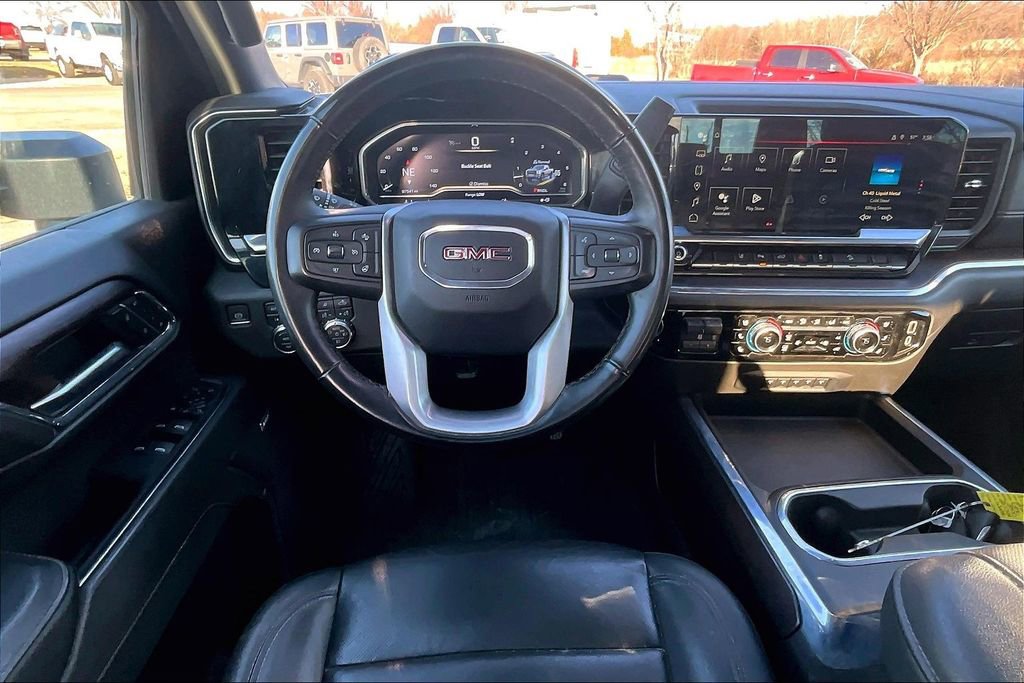 Used 2024 GMC Sierra 3500 SLT w/ SLT Premium Package image 4