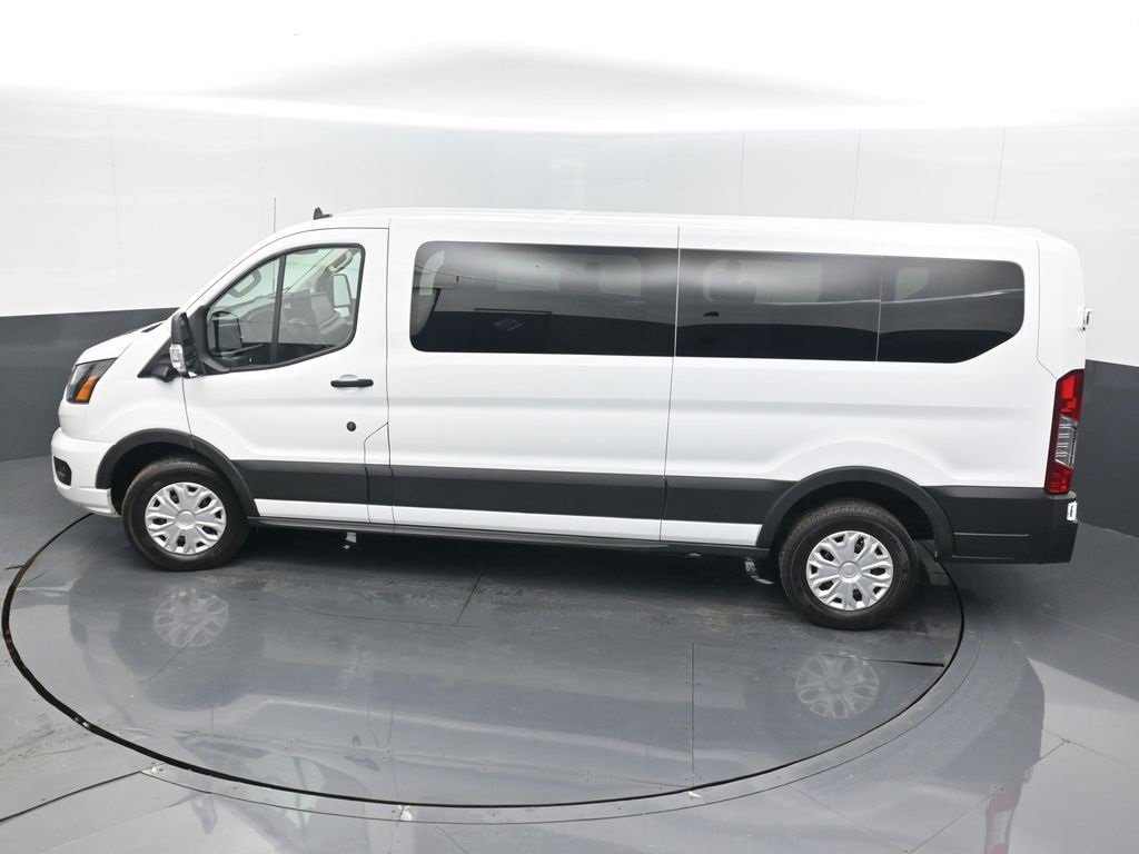 Used 2023 Ford Transit 350 XLT image 36