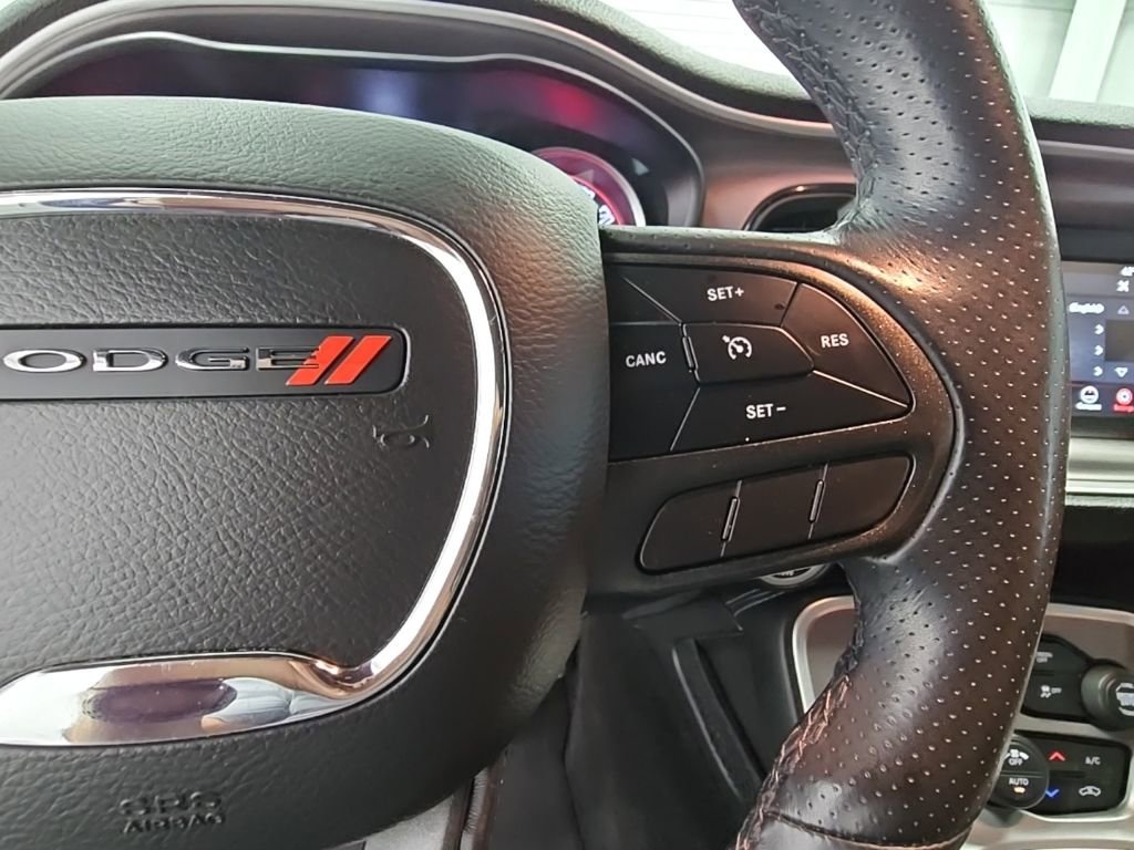 Used 2022 Dodge Challenger R/T image 27