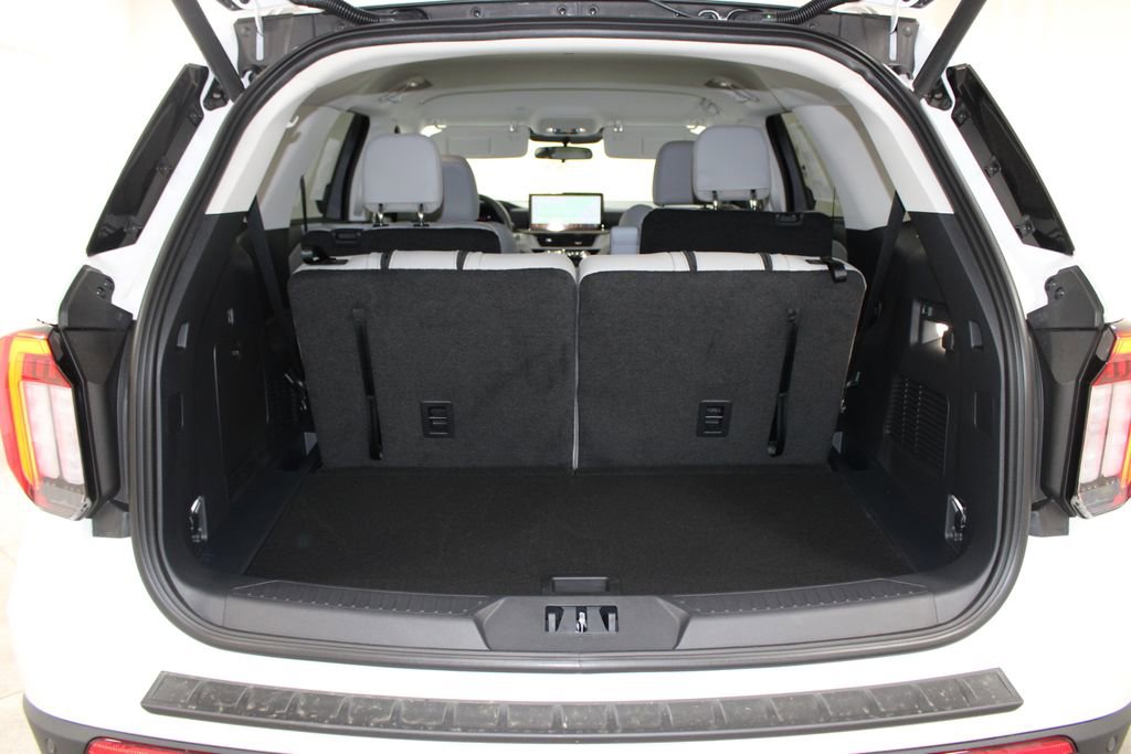 New 2026 Ford Explorer Active image 26