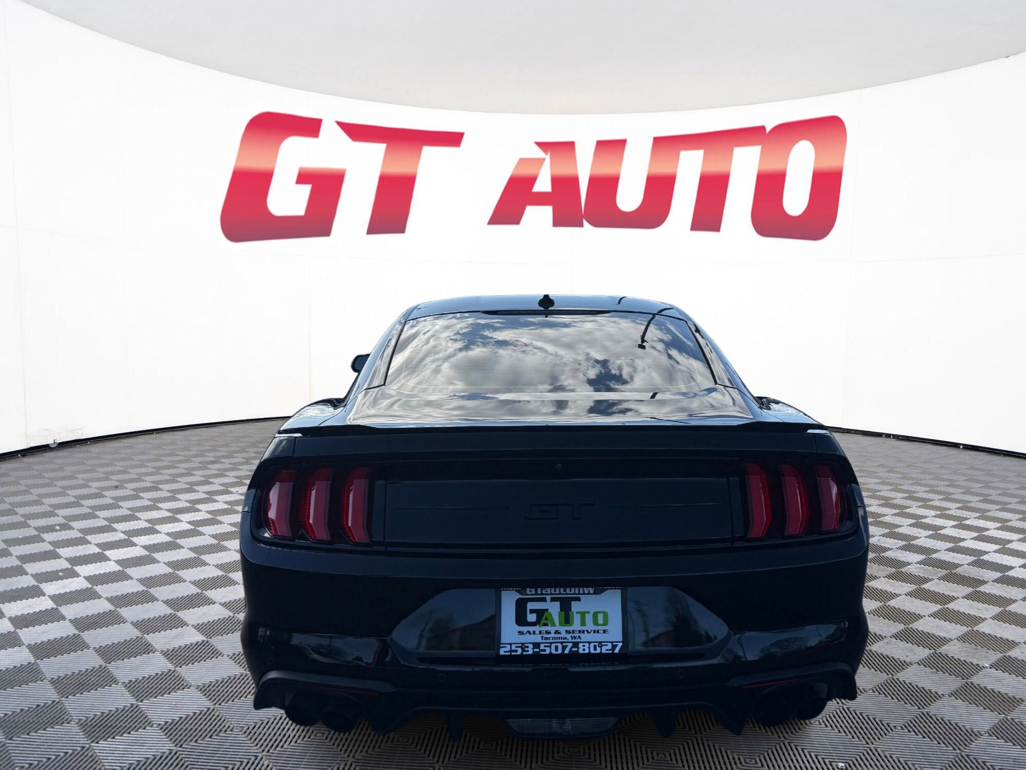 Used 2022 Ford Mustang GT RWD image 5