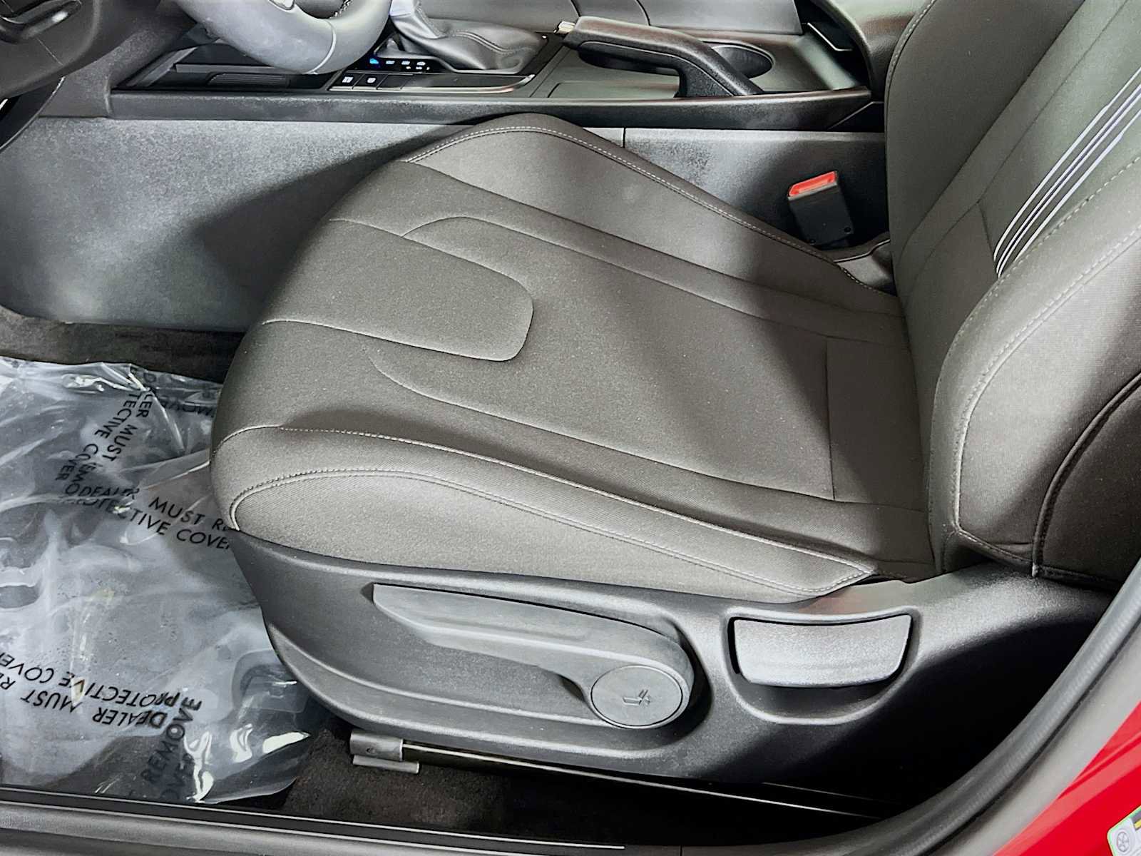 Certified 2025 Hyundai Elantra Sport w/ Cargo Package FWD image 20