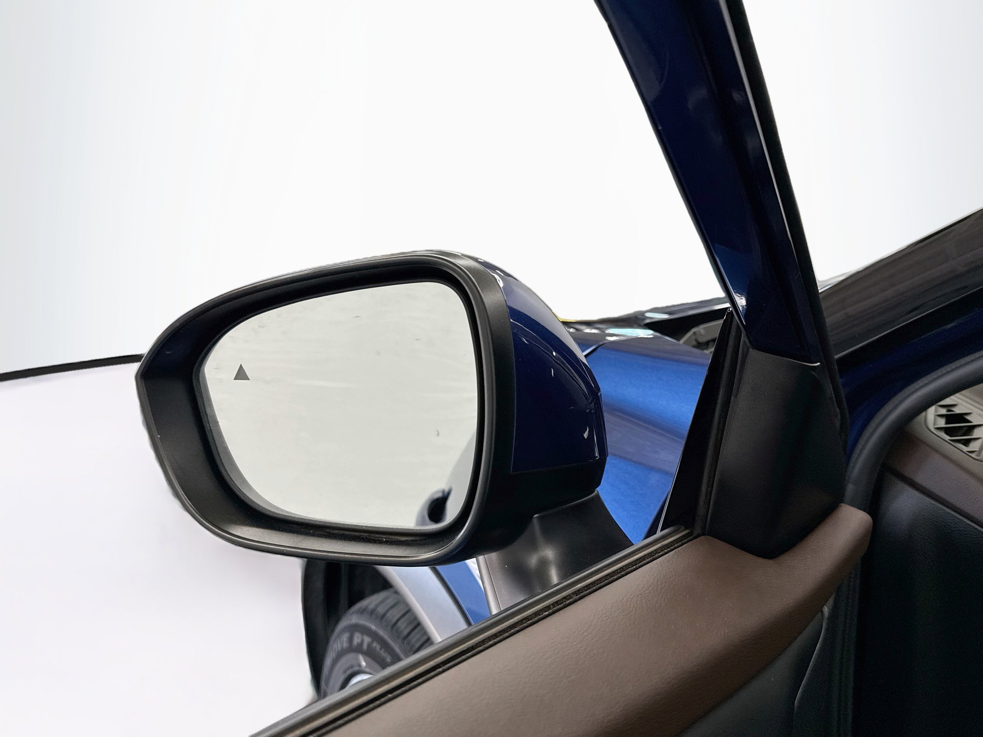 Used 2023 Nissan Rogue SL FWD image 16