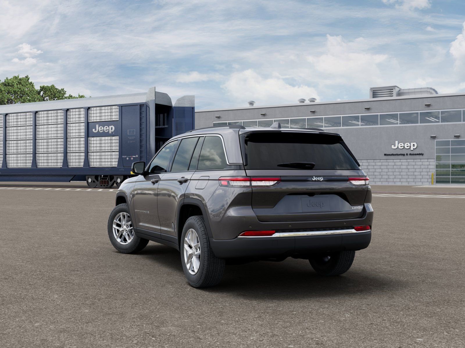 New 2026 Jeep Grand Cherokee Laredo image 3