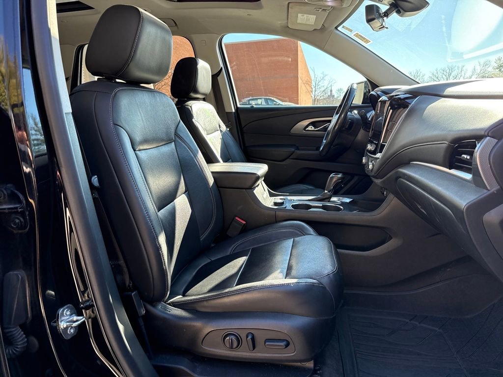 Used 2019 Chevrolet Traverse Premier w/ Redline Edition image 27