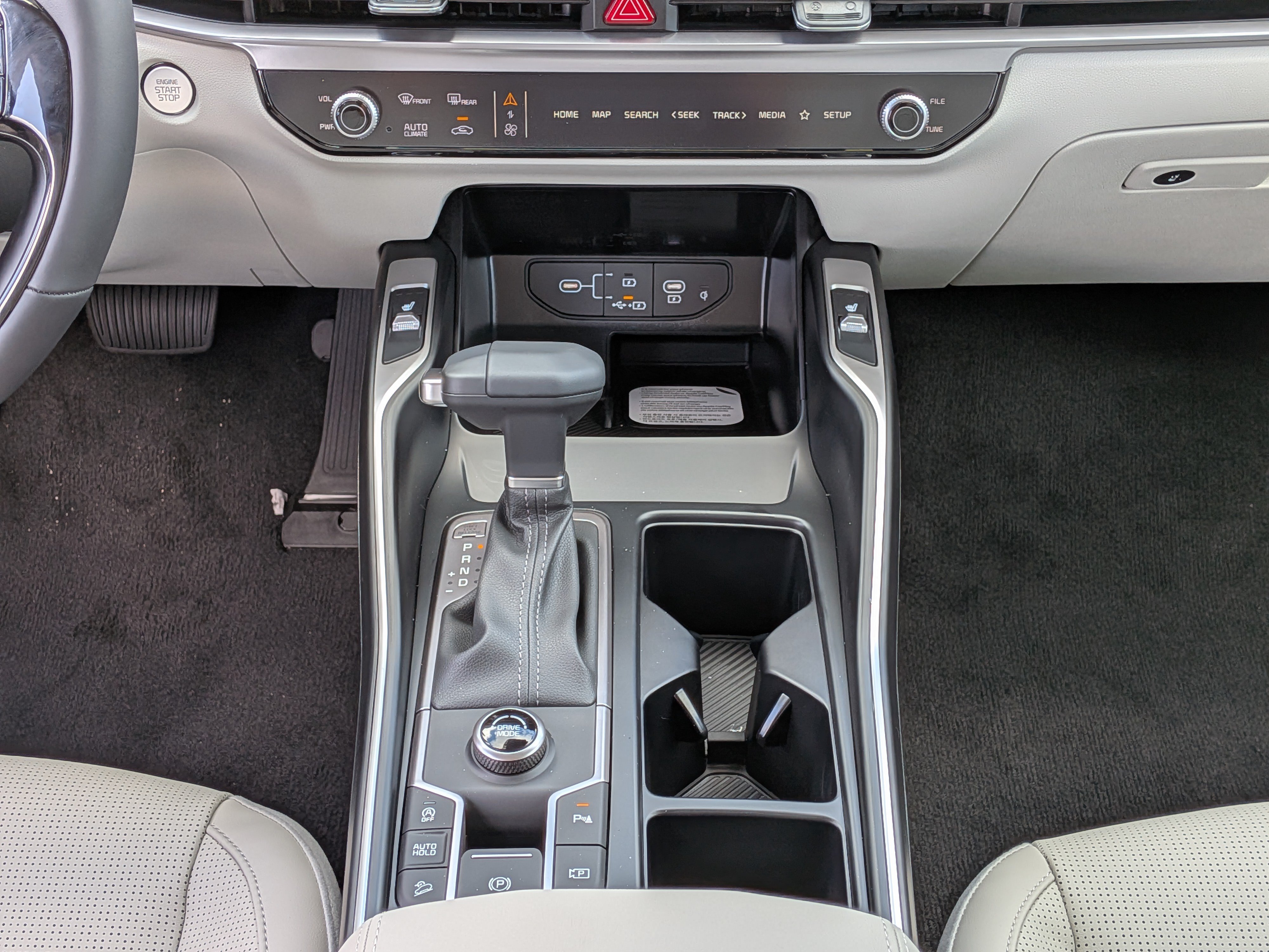 New 2026 Kia Sorento S FWD image 24