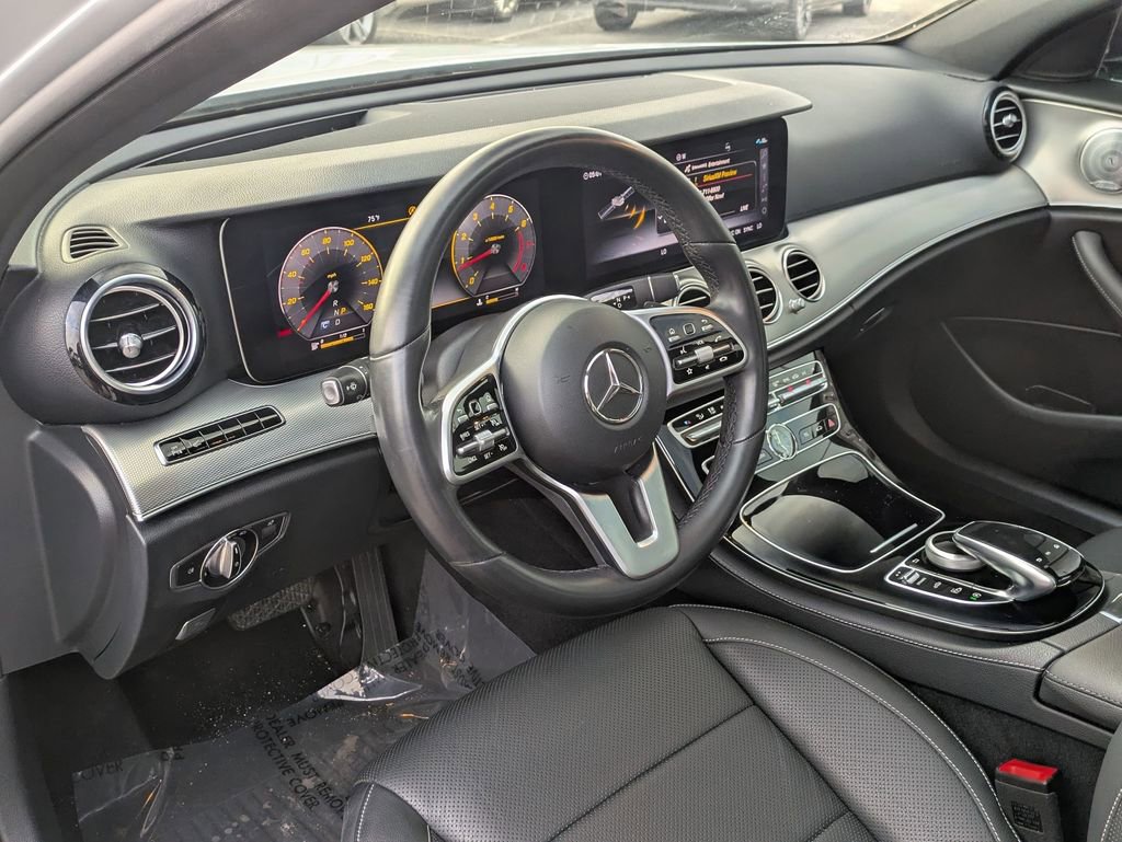 Used 2020 Mercedes-Benz E 350 4MATIC Sedan image 11