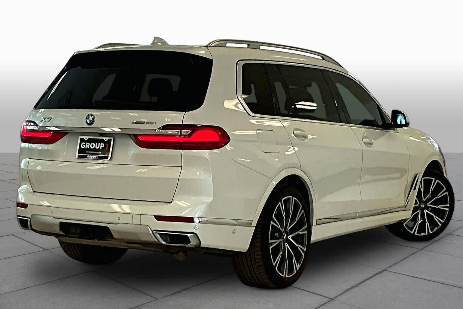 Used 2020 BMW X7 xDrive40i w/ Premium Package AWD/4WD image 12
